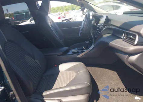 2021 Toyota Camry Se z USA, uszkodzony, nr VIN 4T1G11AK3MU597205